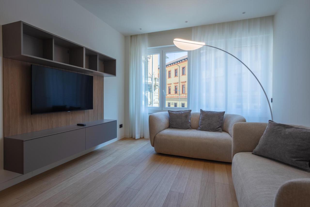 Sant'ambrogio Apartments, Reception H24 * Milano