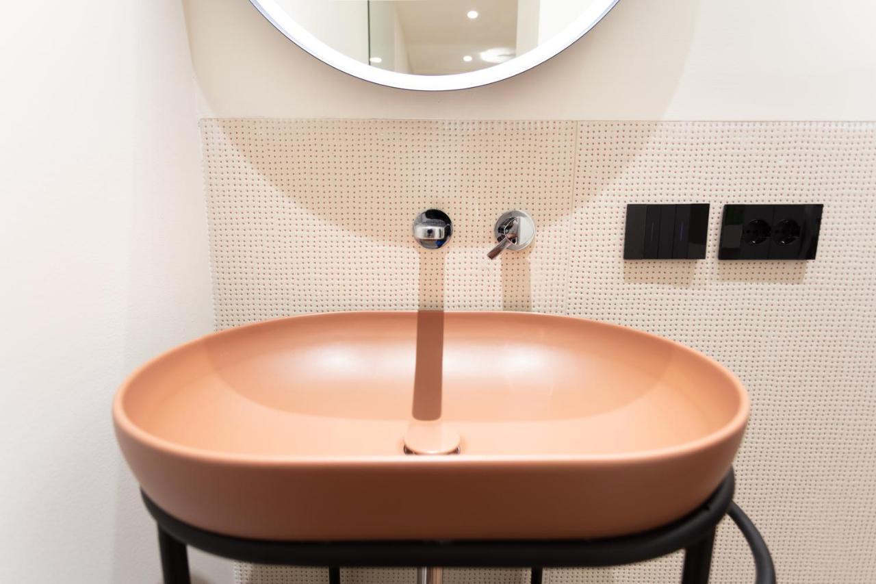 Sant'ambrogio Apartments, Reception H24 Appartamento